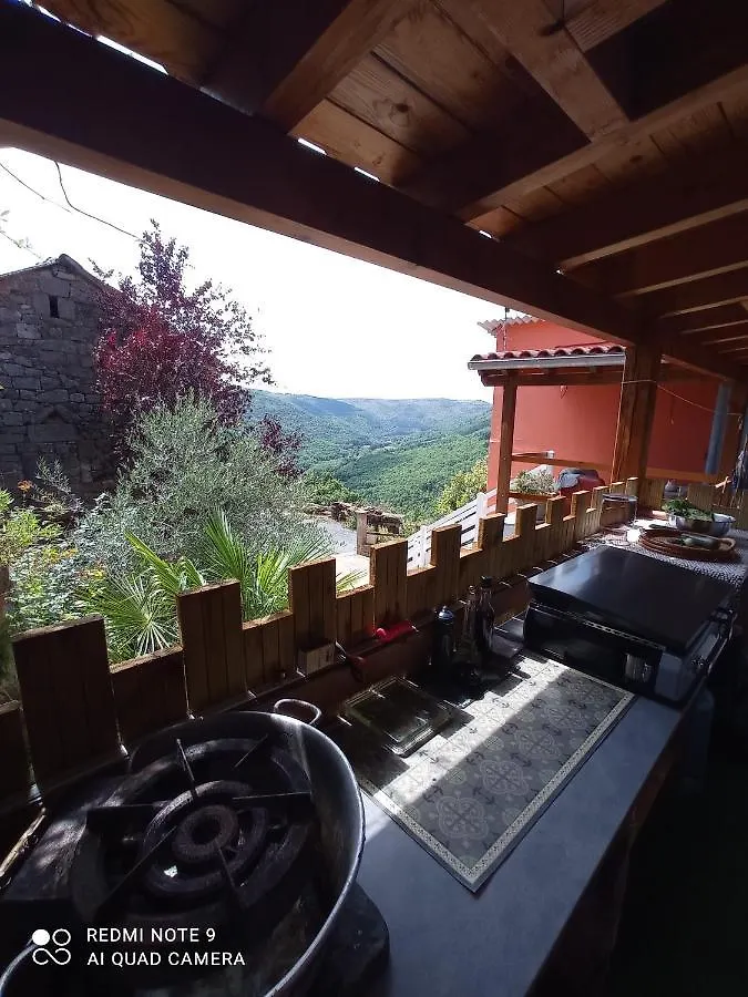 Hébergement de vacances Villa Maison de campagne tout confort, bol d'air frais à Saint-Beauzely